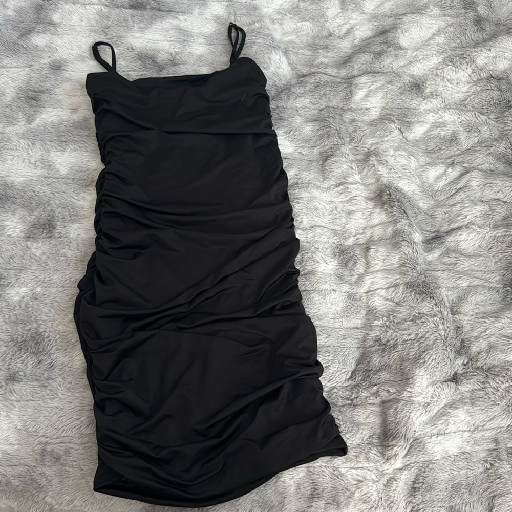 Formal Black Spaghetti Strap Short Dress (Oh Polly Size 4)